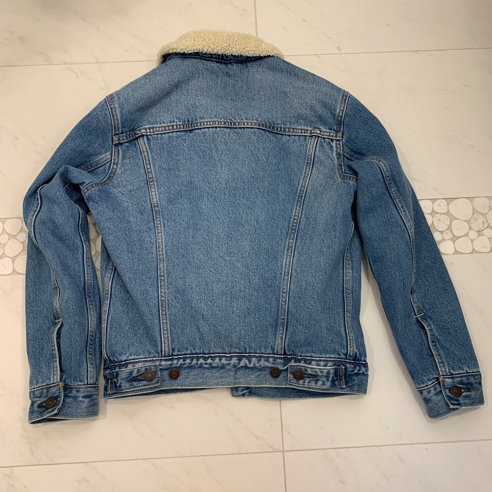 🍋Levi’s Sherpa Jacket - Picture 5 of 6